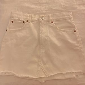 White Zara skirt M